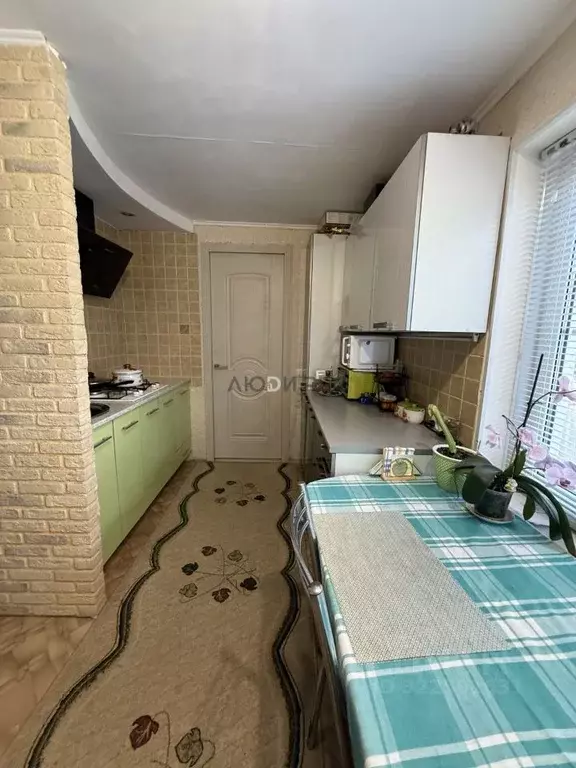 Дом в Саратовская область, Саратов ул. Имени В.И. Чапаева, 165 (42 м) - Фото 2