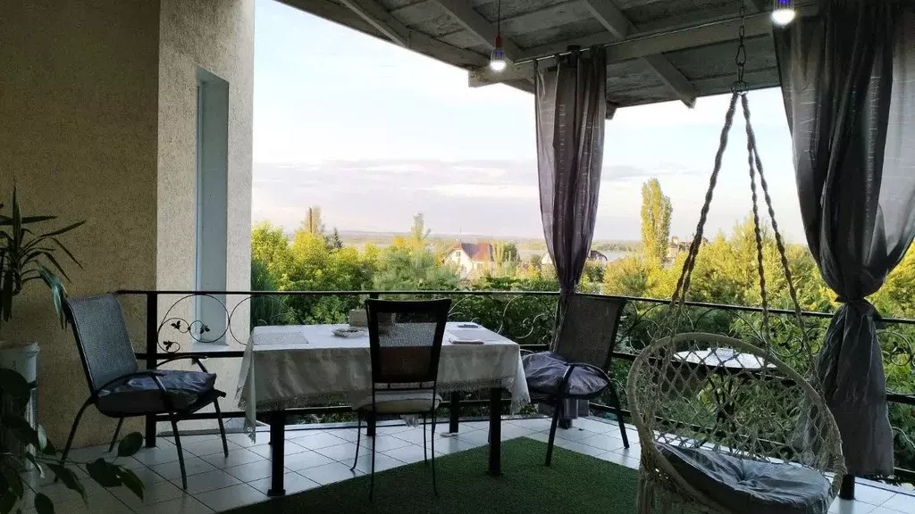 Дом в Саратовская область, с. Усть-Курдюм ул. Крайняя, 11А (280 м) - Фото 1