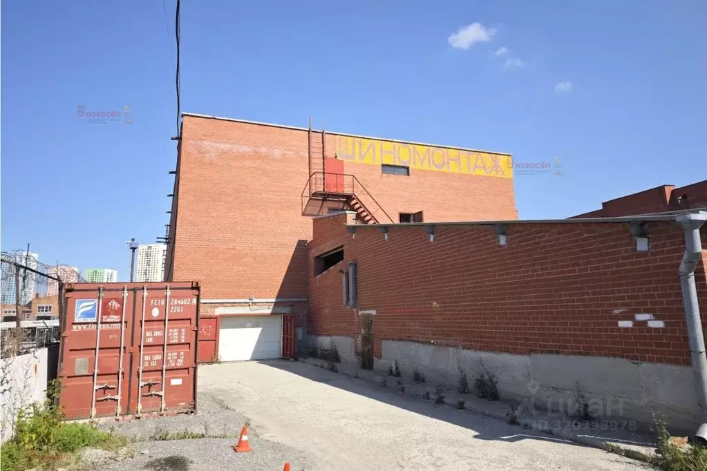 Гараж в Свердловская область, Екатеринбург ул. Восточная, 5Б/1 (20 м) - Фото 1