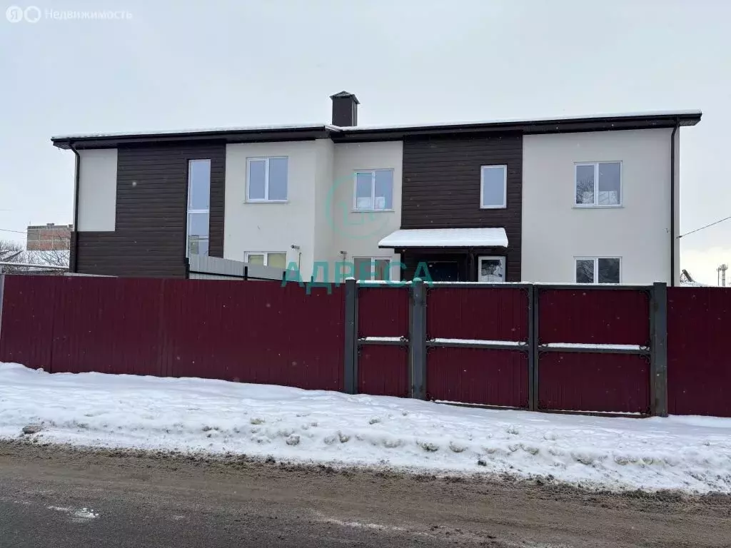 Дом в Белгородская область, городское поселение посёлок Чернянка, ... - Фото 1