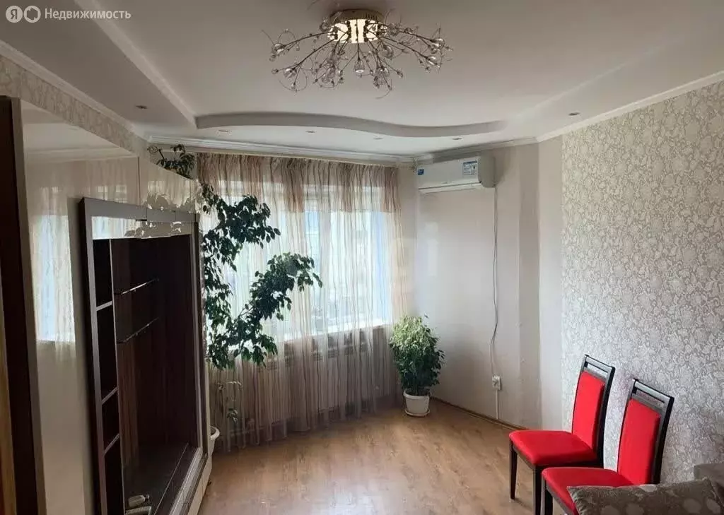 3-комнатная квартира: посёлок Газопровод, Мирная улица, 23 (63 м) - Фото 1
