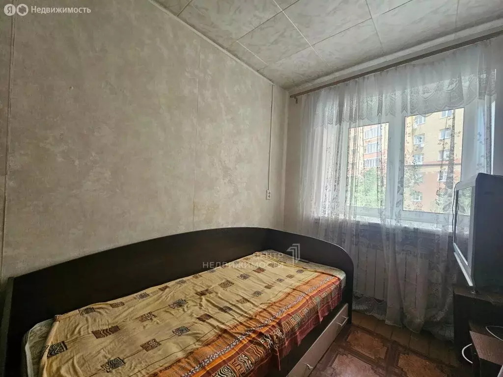 1к в 6-комнатной квартире (9 м) - Фото 1