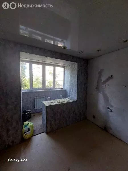 3-комнатная квартира: Усть-Илимск, улица Георгия Димитрова, 12 (64 м) - Фото 1