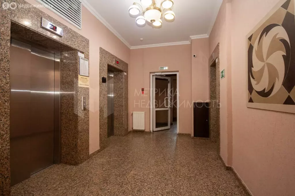 1-комнатная квартира: Тюмень, улица Малыгина, 90 (63.6 м) - Фото 1