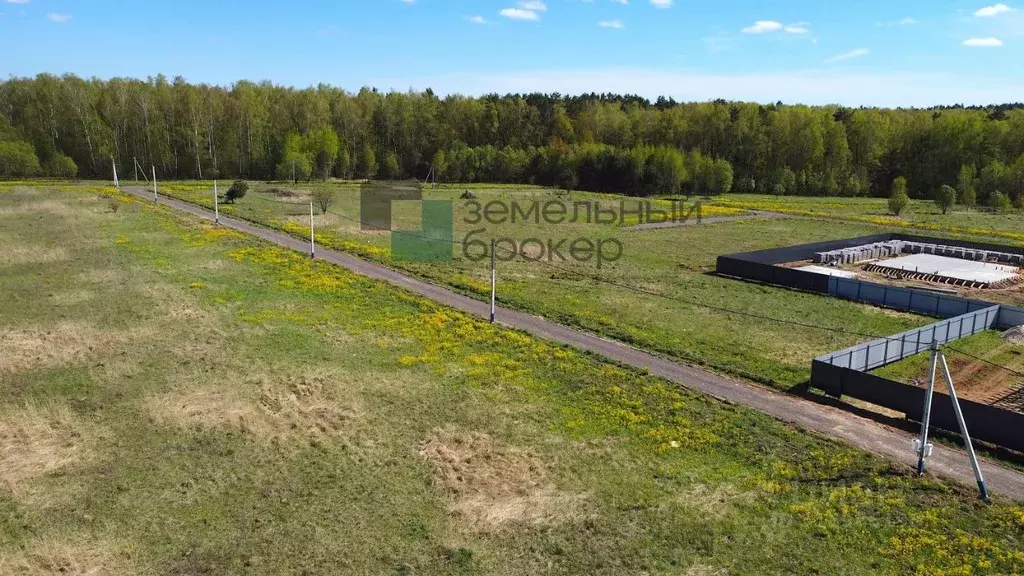 Участок в Московская область, Серпухов городской округ, д. Верхние ... - Фото 0