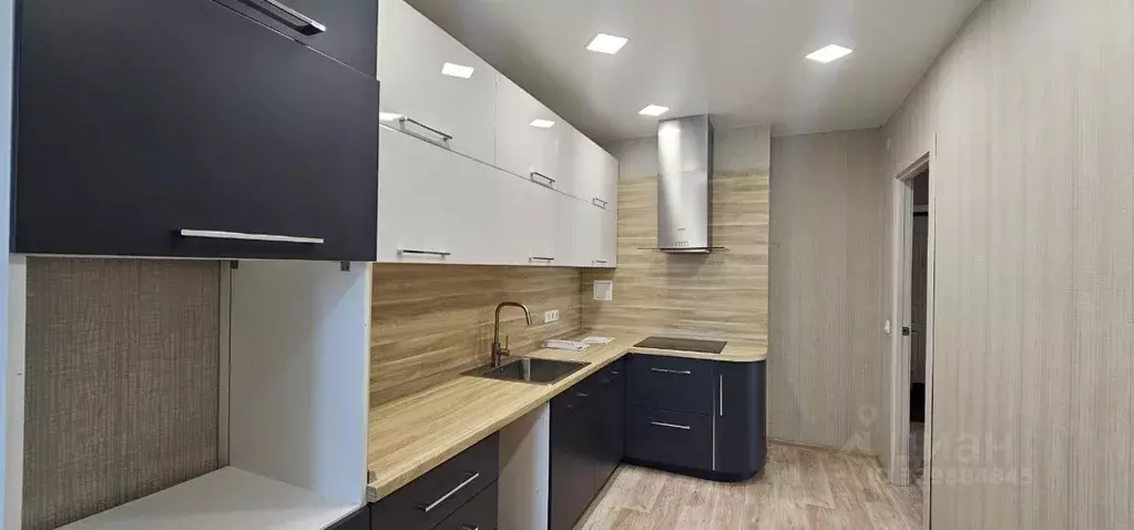 3-к кв. Удмуртия, Ижевск ул. Героя России Ильфата Закирова, 23к2 (68.4 ... - Фото 2