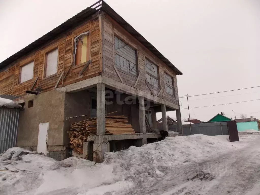 Дом в Кемеровская область, Кемерово пос. Комиссарово, ул. Двинская ... - Фото 1