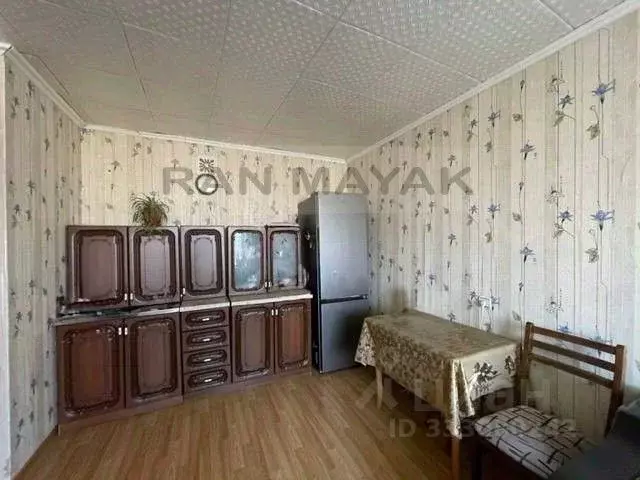 2-к кв. Адыгея, Майкоп ул. Димитрова, 16 (33.0 м) - Фото 1