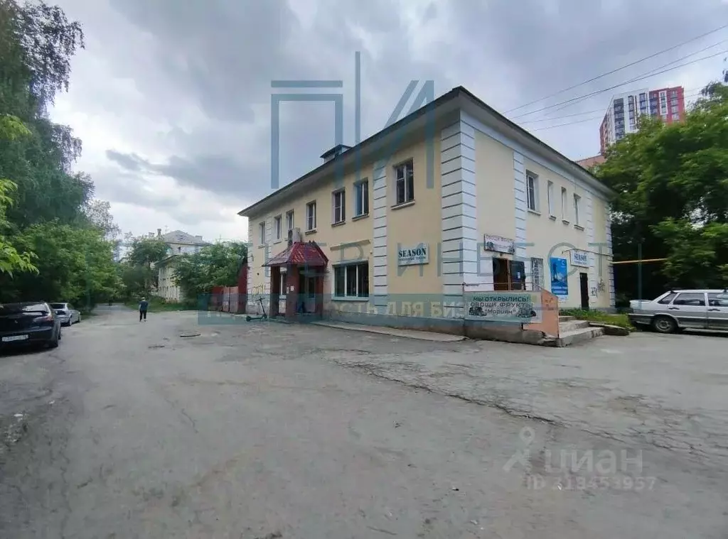 Торговая площадь в Свердловская область, Екатеринбург просп. ... - Фото 0