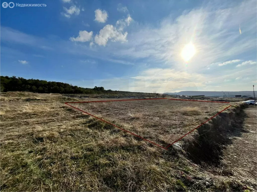 Участок в село Скалистое, Крымская улица (8 м) - Фото 1