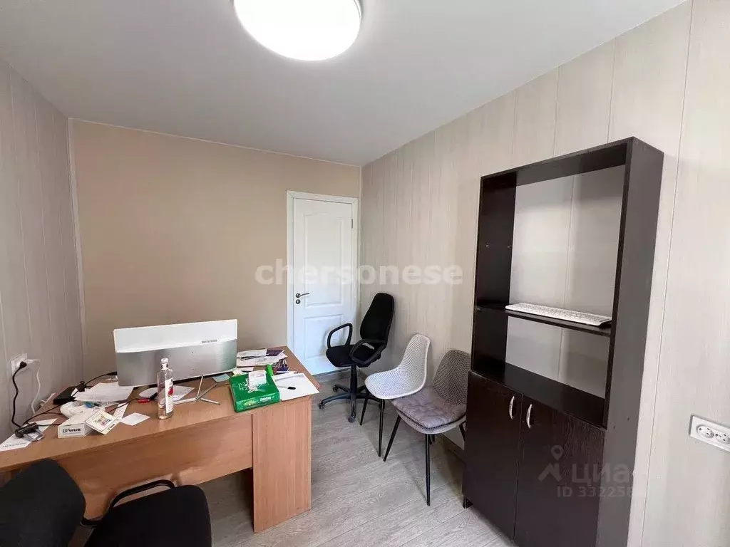 Офис в Севастополь ул. Керченская, 59 (10 м) - Фото 1