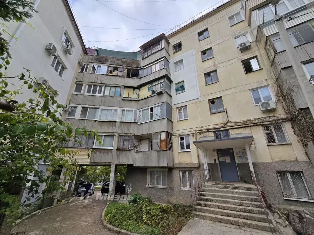 2-к кв. Севастополь ул. Репина, 18 (53.16 м) - Фото 0