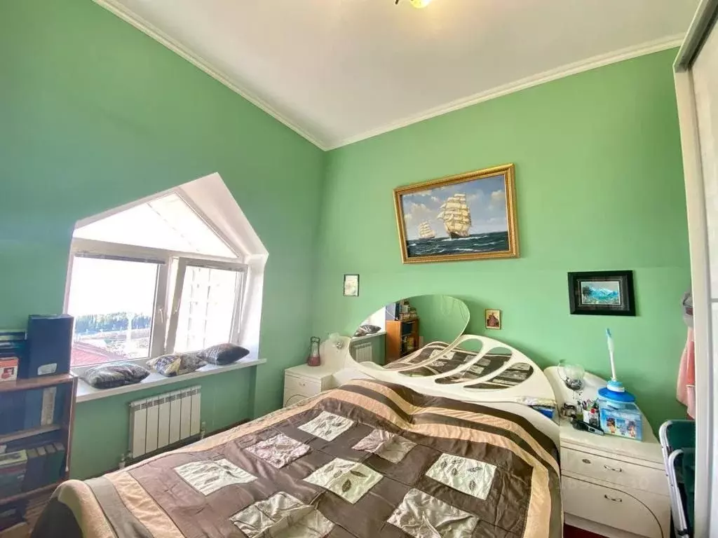2-к кв. Краснодарский край, Сочи Бытха мкр, ул. Бытха, 8Е (55.0 м) - Фото 0