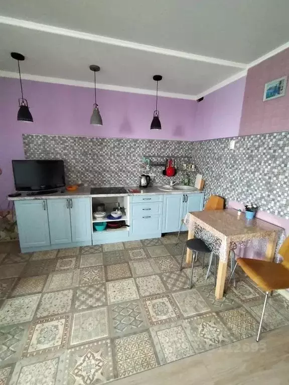 1-к кв. Краснодарский край, Горячий Ключ ул. Бабушкина, 36 (40.0 м) - Фото 0
