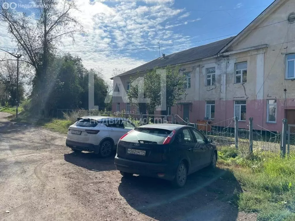 Торговая площадь (1073 м) - Фото 2