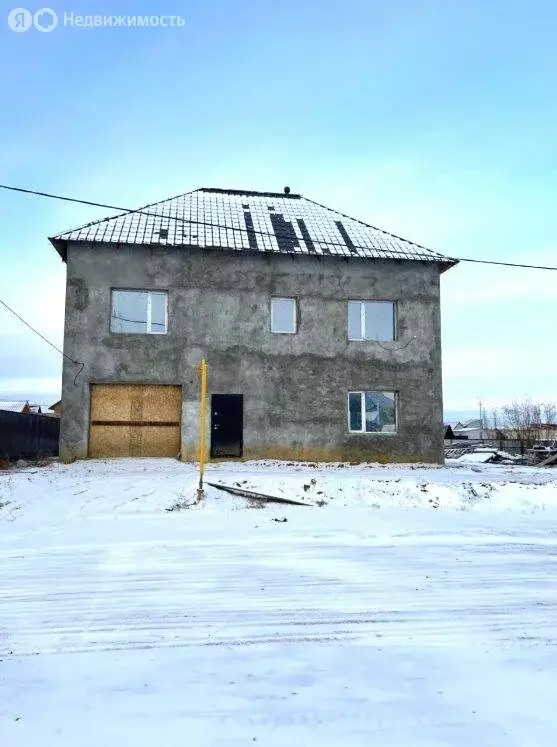 Дом в Республика Саха (Якутия), городской округ Жатай, рабочий посёлок ... - Фото 1