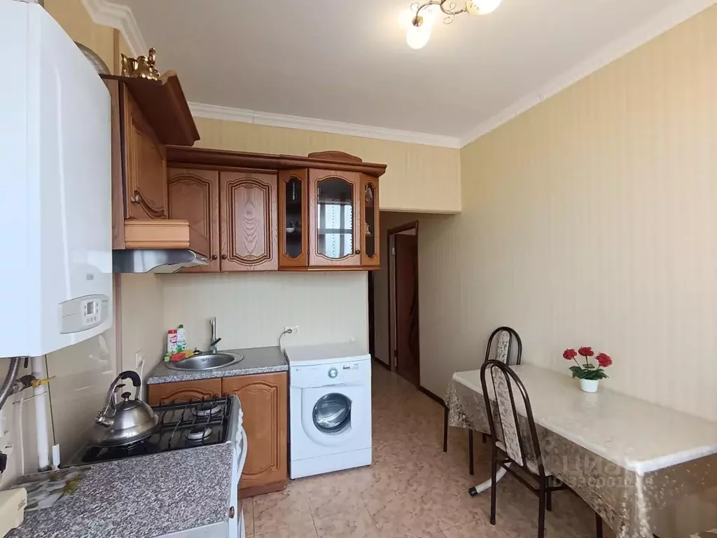 2-к кв. Ставропольский край, Пятигорск ул. Орджоникидзе, 8 (45.0 м) - Фото 2