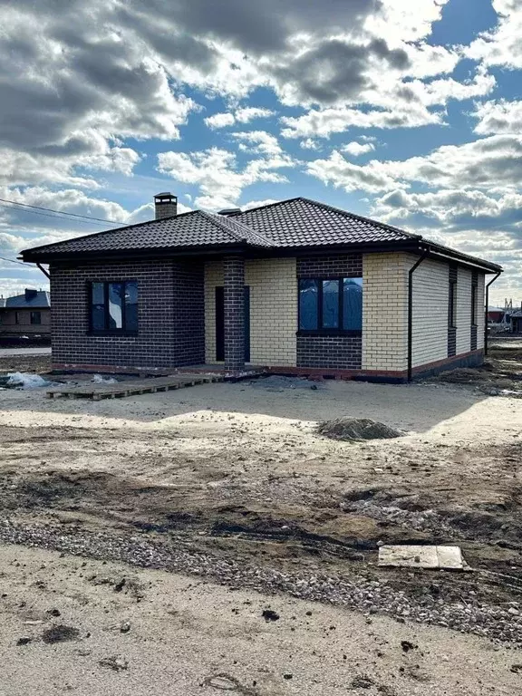 Коттедж в Татарстан, Лаишевский район, Кирбинское с/пос, д. Травкино ... - Фото 1