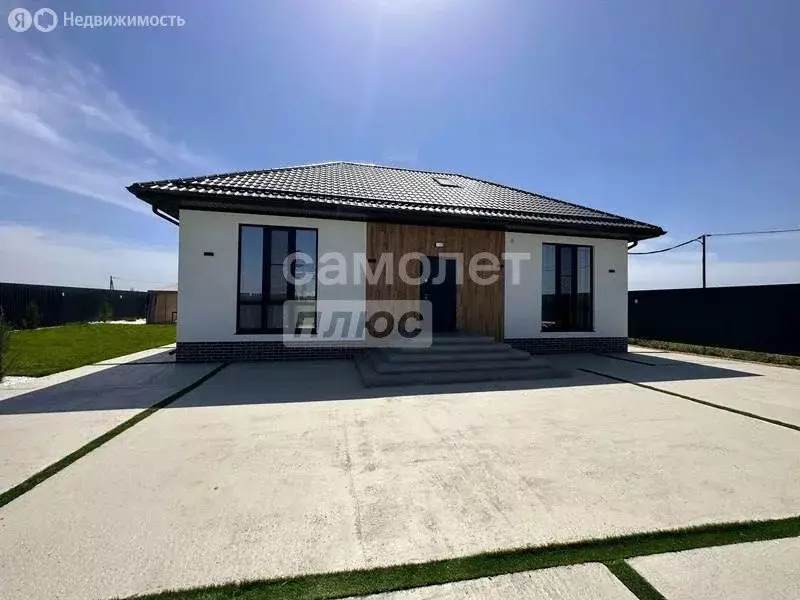 Дом в аул Старобжегокай, улица Чехова, 5 (105.6 м) - Фото 1