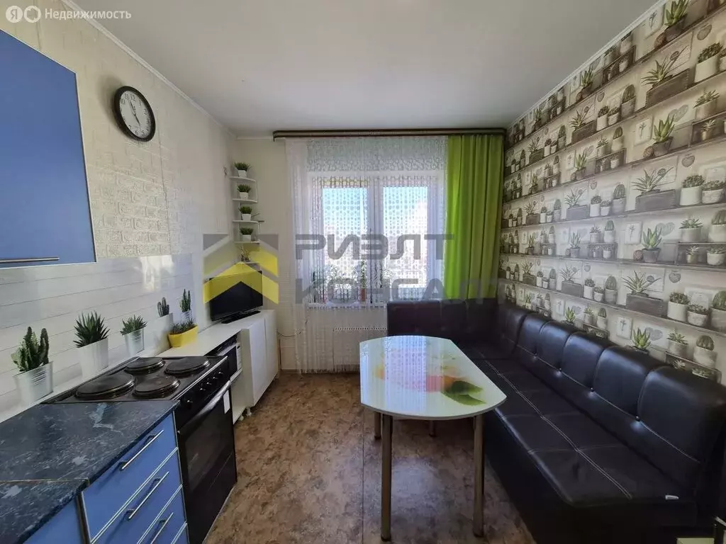 2-комнатная квартира: Омск, улица Завертяева, 21к2 (55.2 м) - Фото 1