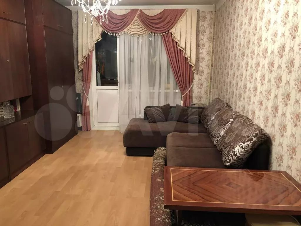 2-к. квартира, 60м, 2/17эт. - Фото 0