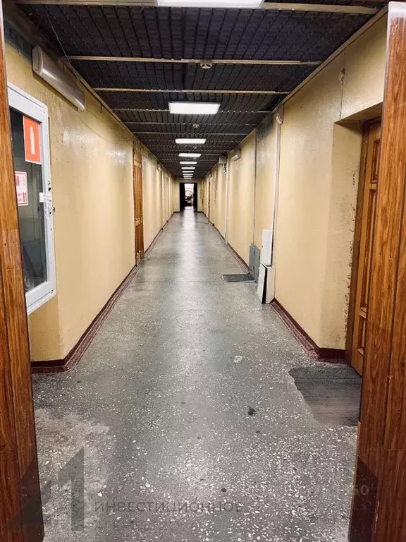 Офис в Тюменская область, Тюмень ул. 50 лет Октября, 118 (10000 м) - Фото 1