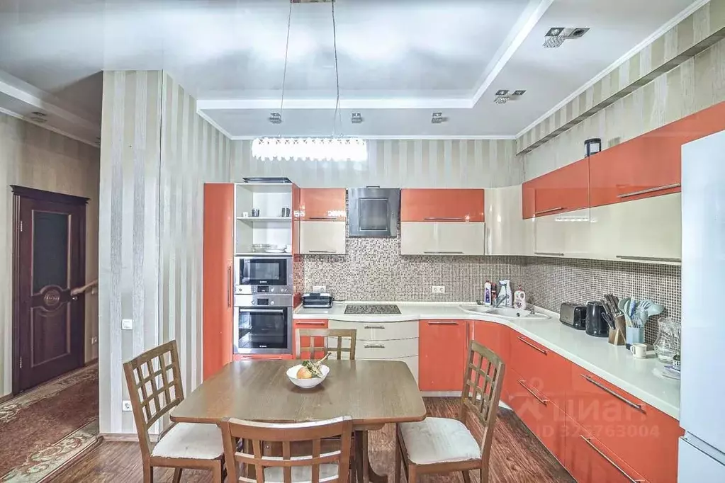 3-к кв. Сахалинская область, Южно-Сахалинск ул. А.О. Емельянова, 11А ... - Фото 2