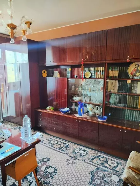 3-к кв. Владимирская область, Александров ул. Энтузиастов, 1 (50.0 м) - Фото 0