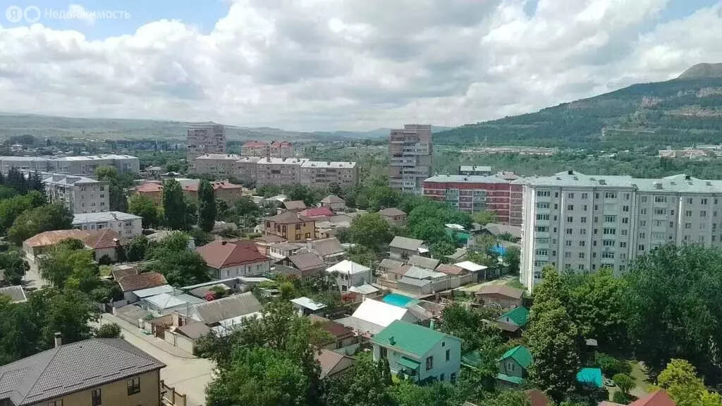 3-комнатная квартира: Кисловодск, проспект Победы, 149 (67 м) - Фото 0