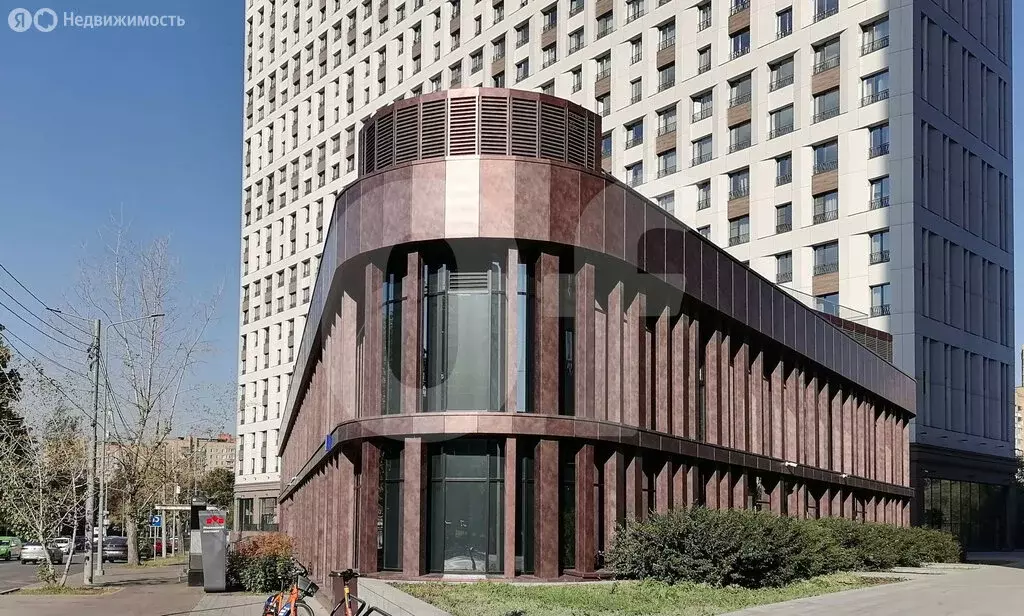 Торговая площадь (2025 м) - Фото 1