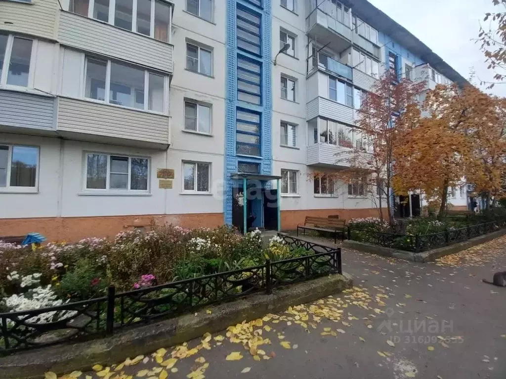 3-к кв. Алтайский край, Белокуриха ул. Братьев Ждановых, 13/1 (50.7 м) - Фото 0