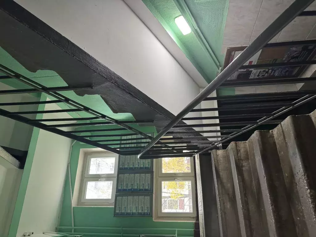 Продается комната в 3-комнатной квартире - Фото 1