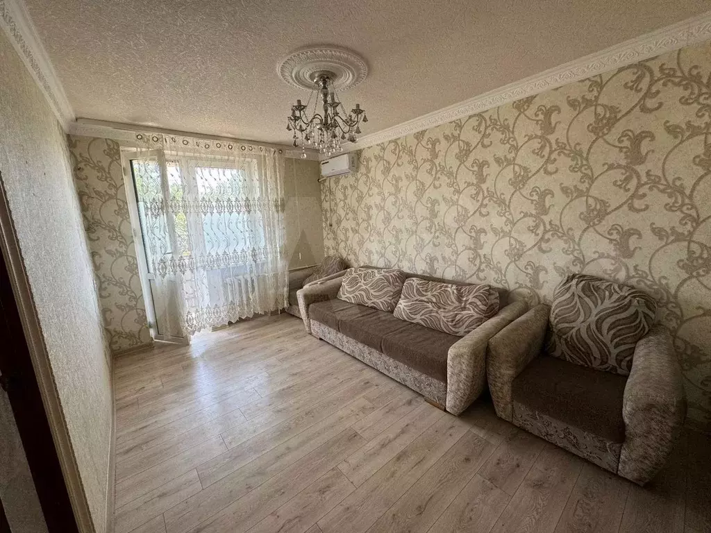 2-к. квартира, 45 м, 5/5 эт. - Фото 0