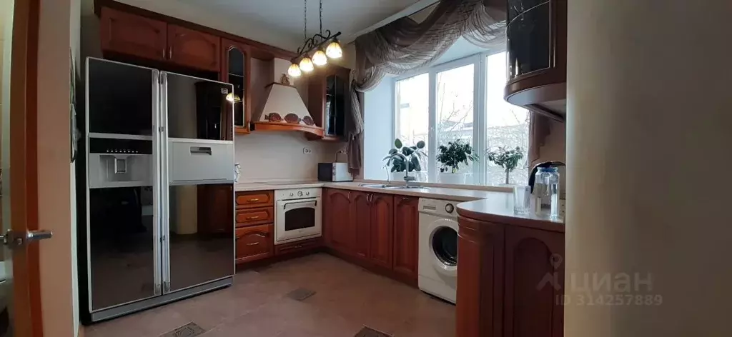 3-к кв. Амурская область, Благовещенск Зейская ул., 213 (81.8 м) - Фото 2