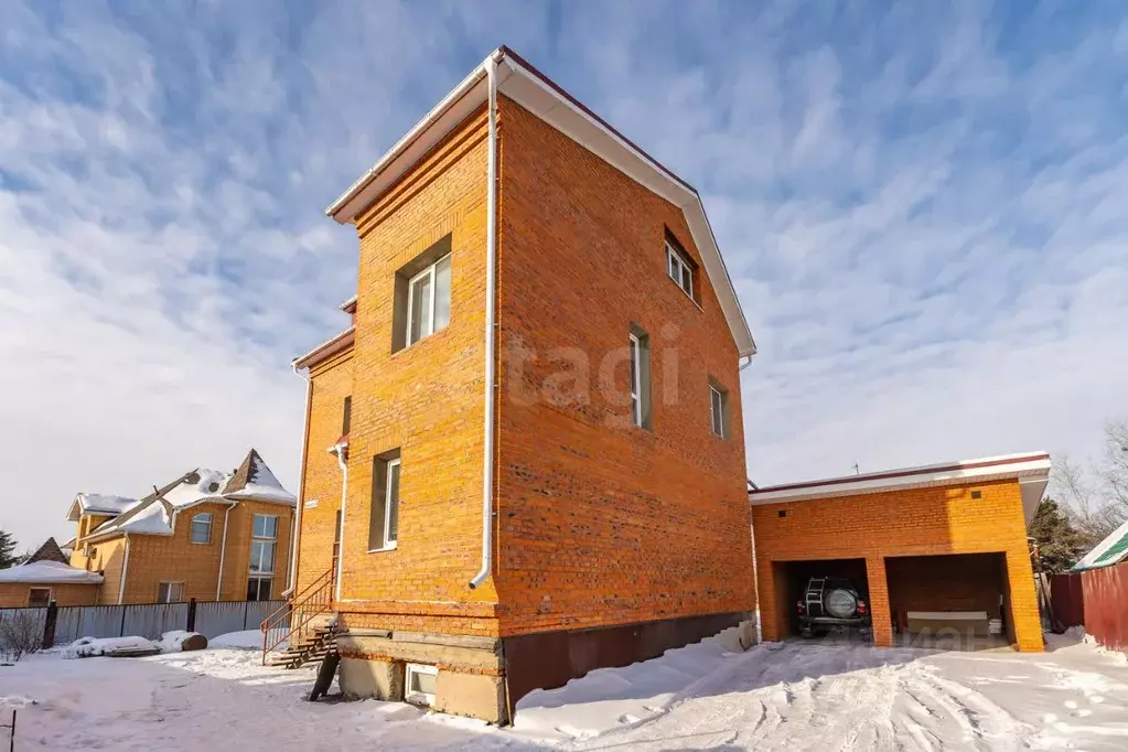 Дом в Хабаровский край, Хабаровск Романовская ул., 6 (238 м) - Фото 2
