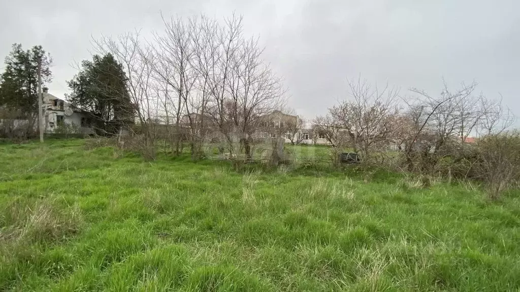 Участок в Крым, Кировский район, с. Владиславовка ул. Курская (5.0 ... - Фото 1