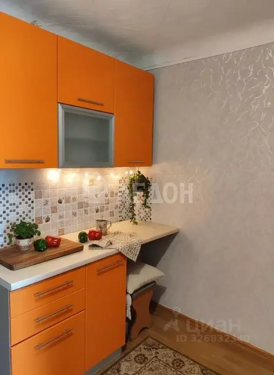 Комната Омская область, Омск Городок Нефтяников мкр, ул. 19-го ... - Фото 1