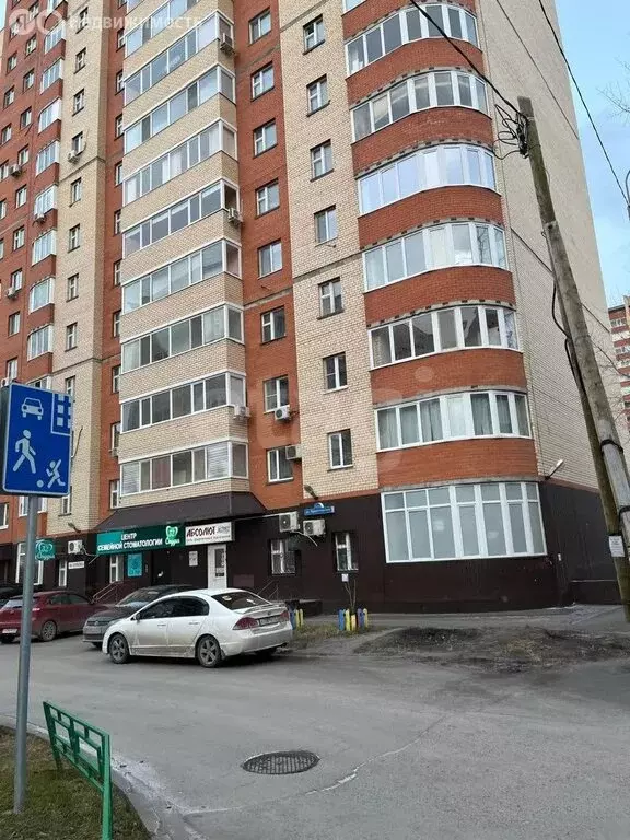 2-комнатная квартира: Тюмень, Пролетарская улица, 111 (64 м) - Фото 1