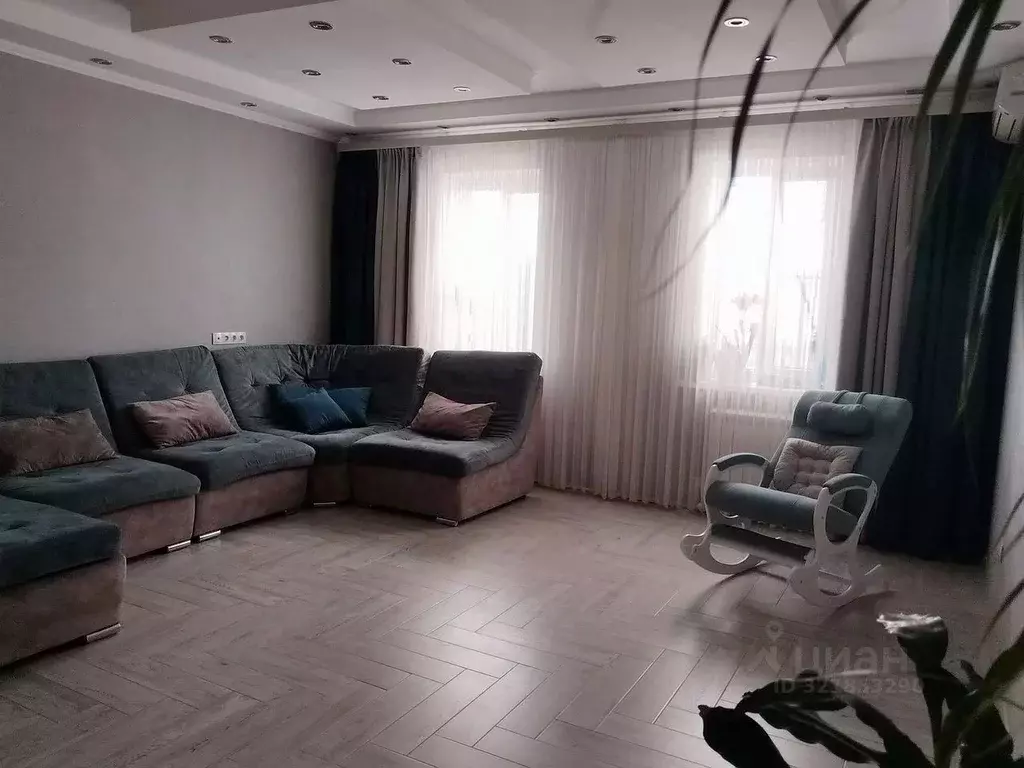 Дом в Ростовская область, Батайск ул. Орджоникидзе (180 м) - Фото 1