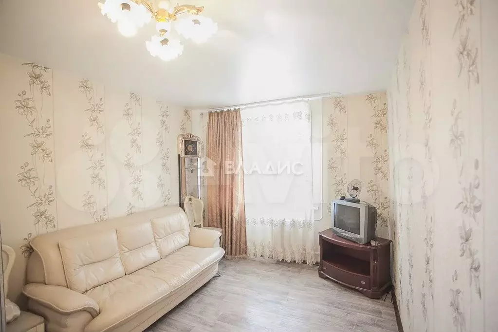 Комната 18 м в 4-к., 2/5 эт. - Фото 1