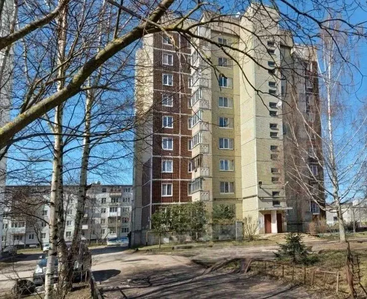 3-к кв. Ленинградская область, Кировск Молодежная ул., 3 (74.9 м) - Фото 0