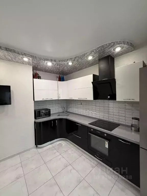 3-к кв. Иркутская область, Иркутск проезд Юрия Тена, 23 (110.0 м) - Фото 0