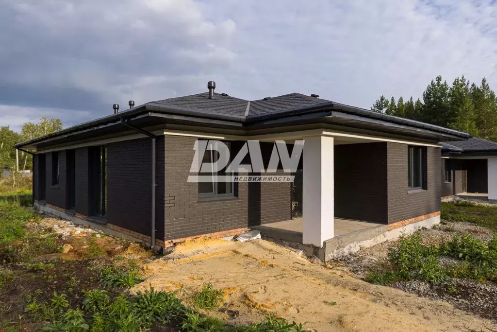 Дом в Челябинская область, Сосновский муниципальный округ, с. Большие ... - Фото 1