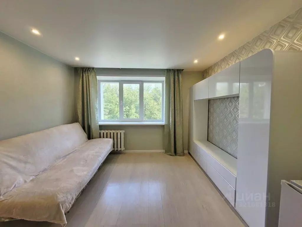 Студия Кировская область, Киров Октябрьский просп., 79а (18.8 м) - Фото 1