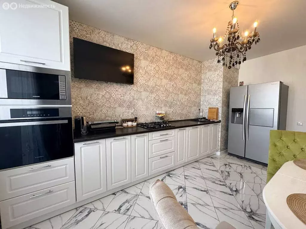 3-комнатная квартира: Великий Новгород, Державинский район, улица ... - Фото 1
