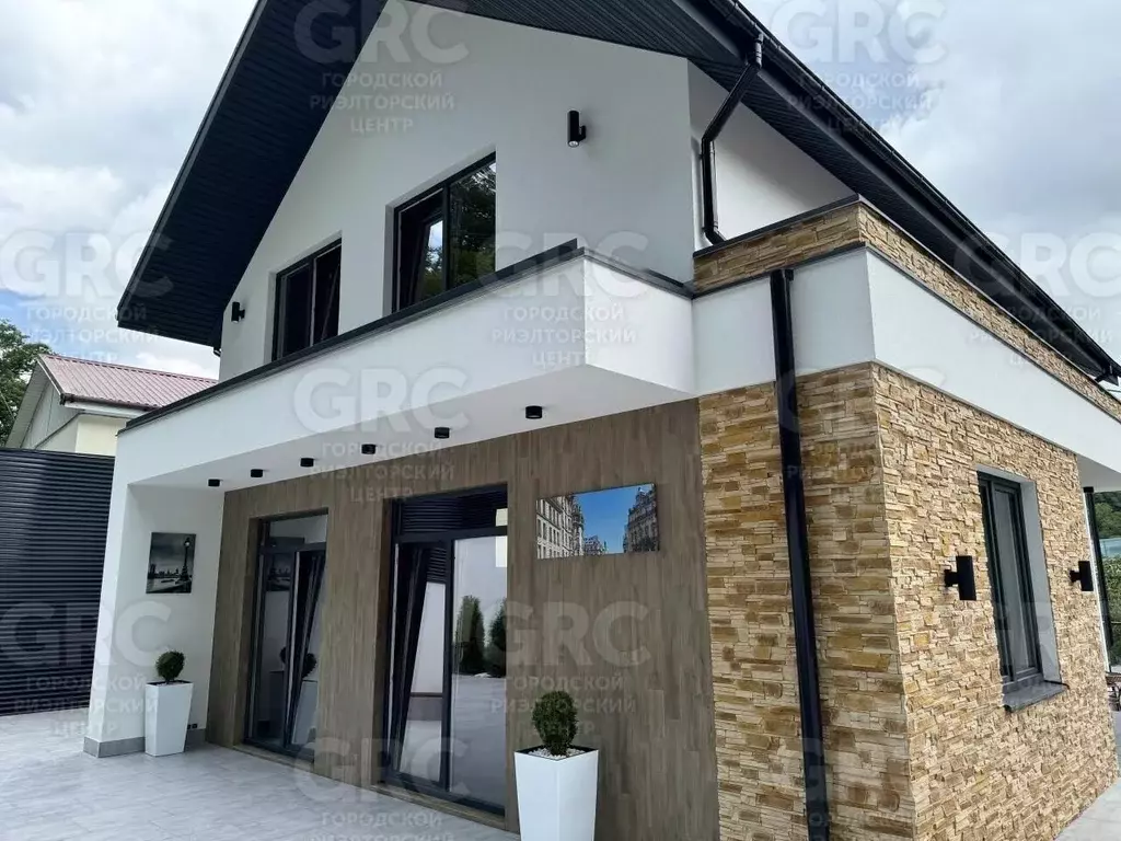 Дом в Краснодарский край, Сочи Вишневая ул., 12 (178 м) - Фото 1