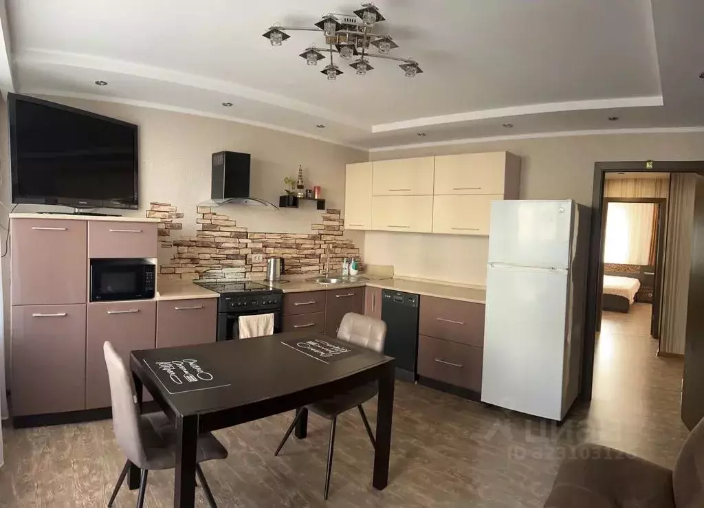 2-к кв. Приморский край, Артем Ульяновская ул., 5 (50.0 м) - Фото 1