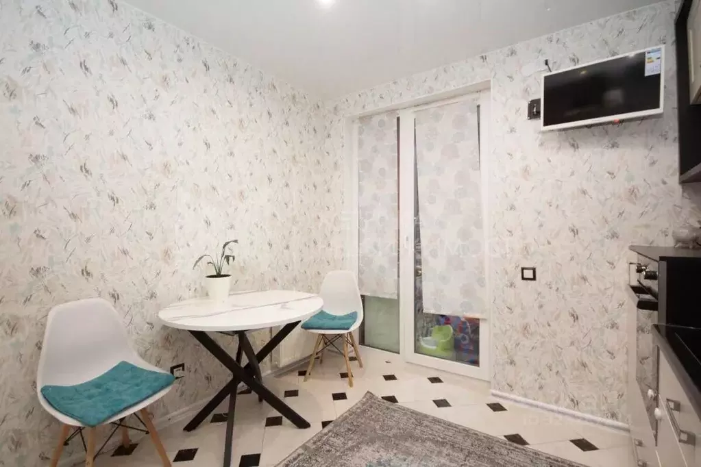 1-к кв. Тюменская область, Тюмень проезд Тихий, 2 (36.4 м) - Фото 1