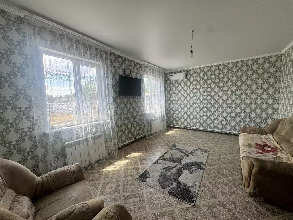 Дом в Астраханская область, с. Красный Яр ул. Аристова, 43 (86 м) - Фото 0