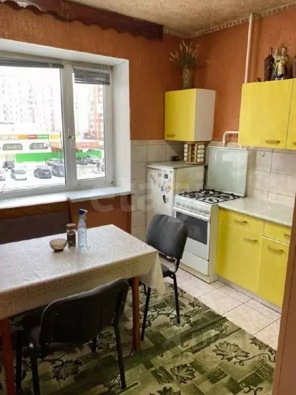 3-к кв. Ямало-Ненецкий АО, Новый Уренгой Юбилейный мкр, 5/3 (71.6 м) - Фото 1